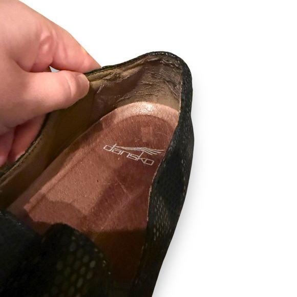 Dansko Farah Black Leather Lizard Reptile Embossed‎ Slip On Loafers Clogs Sz 41 - Picture 13 of 15